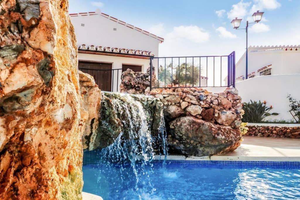 Capistrano Village, 1 Bedroom + Free Wi-Fi Nerja Eksteriør billede