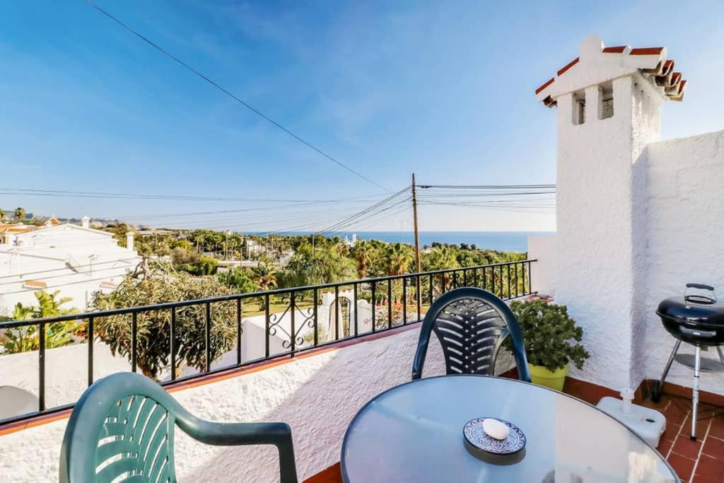 Capistrano Village, 1 Bedroom + Free Wi-Fi Nerja Eksteriør billede