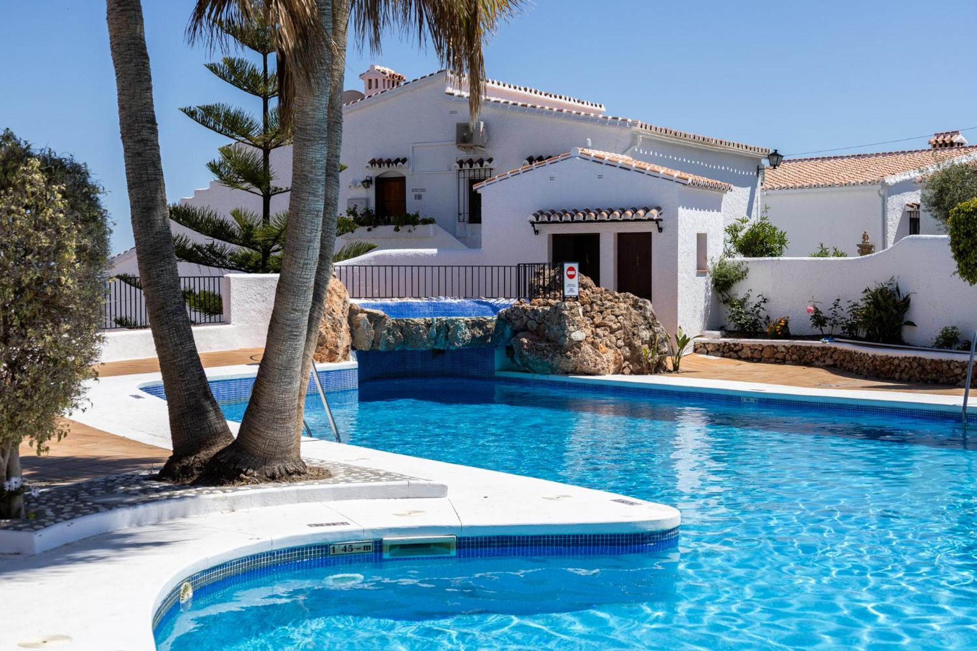 Capistrano Village, 1 Bedroom + Free Wi-Fi Nerja Eksteriør billede