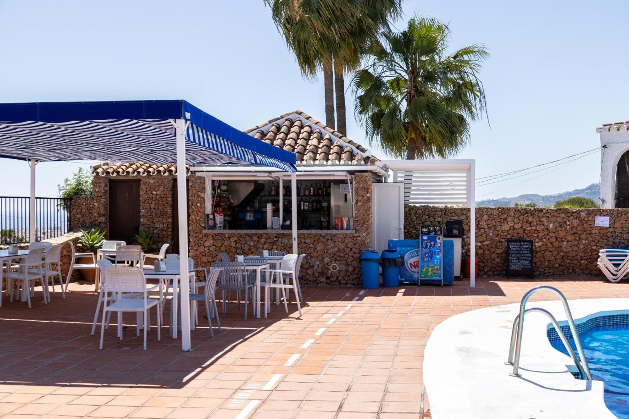 Capistrano Village, 1 Bedroom + Free Wi-Fi Nerja Eksteriør billede
